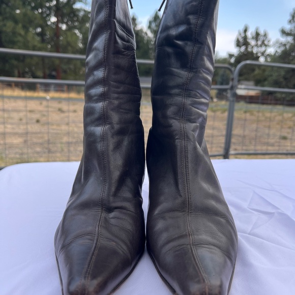 Chuckies New York Brown Leather Booties | Size 40 | US Size 9 - Picture 3 of 9